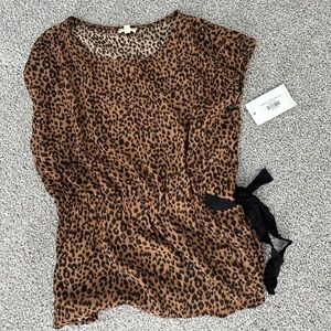 NWT cinched leopard shirt